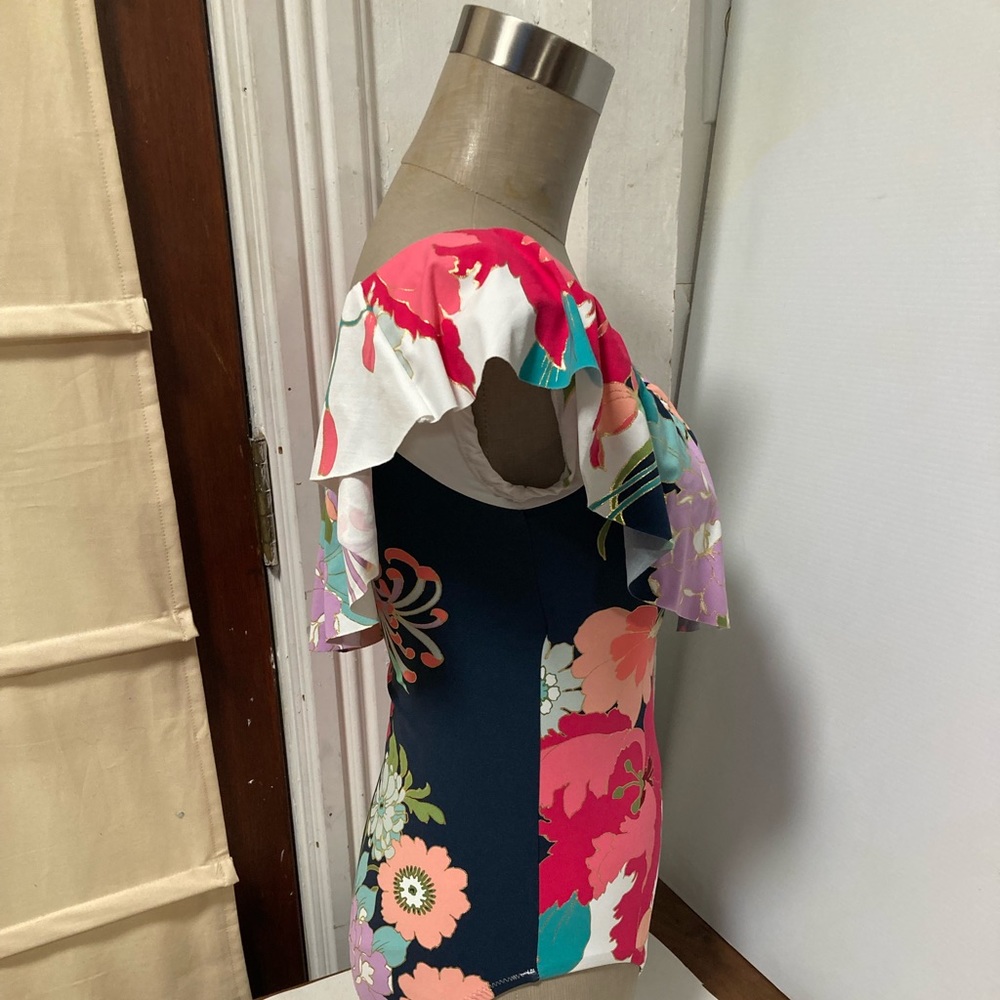 Trina Turk size 8 one piece swimsuit - Picture 4 of 16